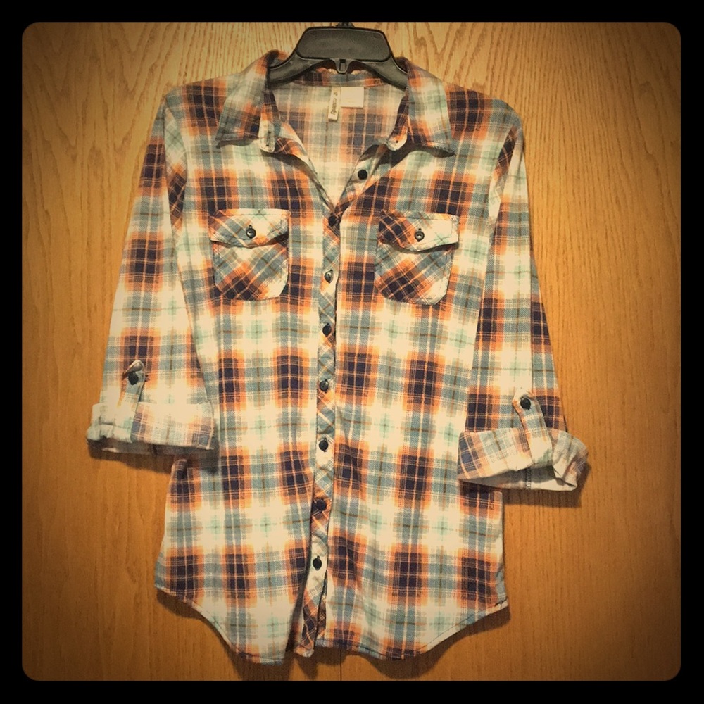 Lightweight flannel shirt